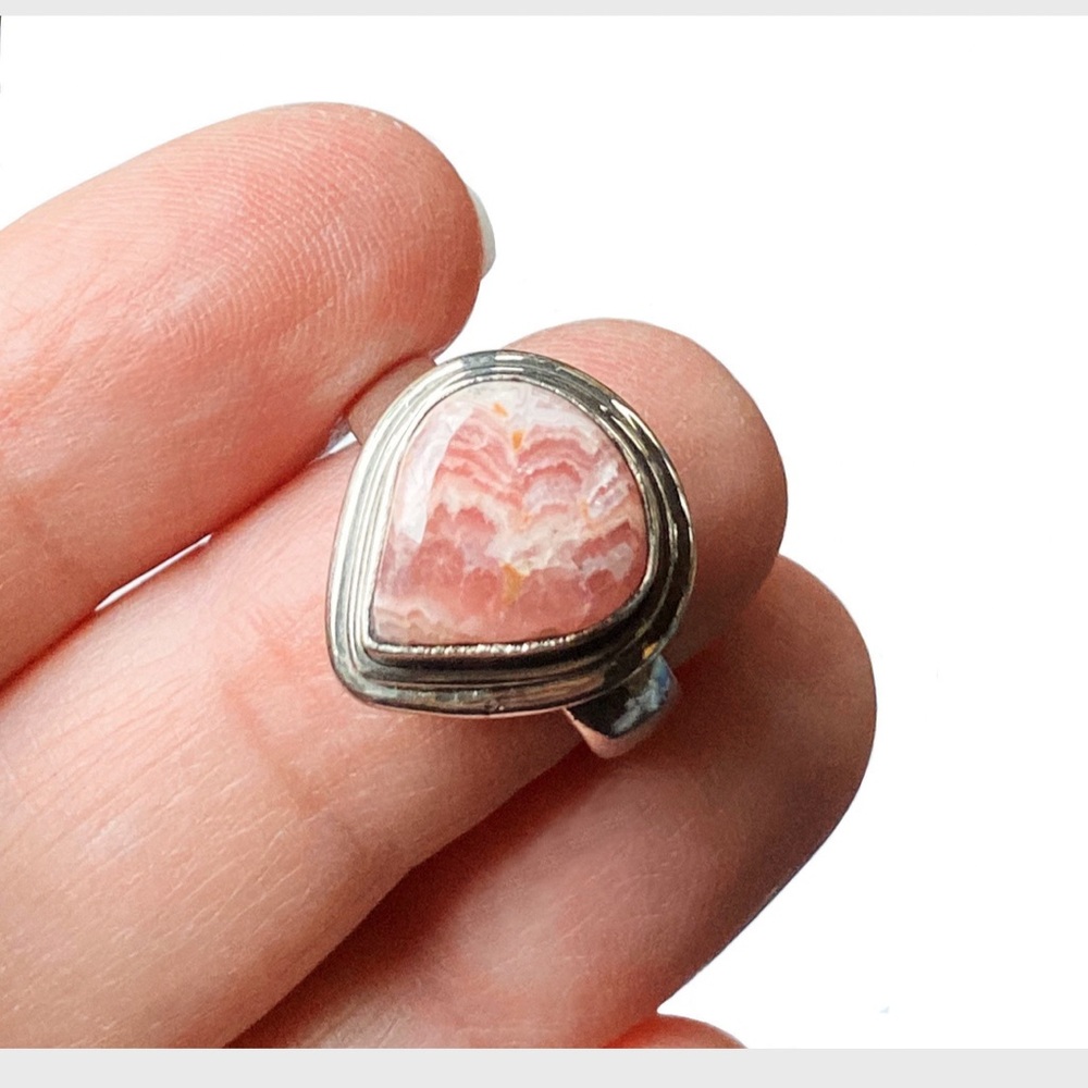 Vintage Sterling Silver Pink Rhodochrosite Ring Size 6 - Picture 2 of 9